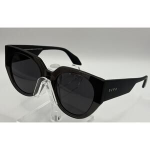 DIFF Ivy Oversized Sunglasses Black Square 52-22-145